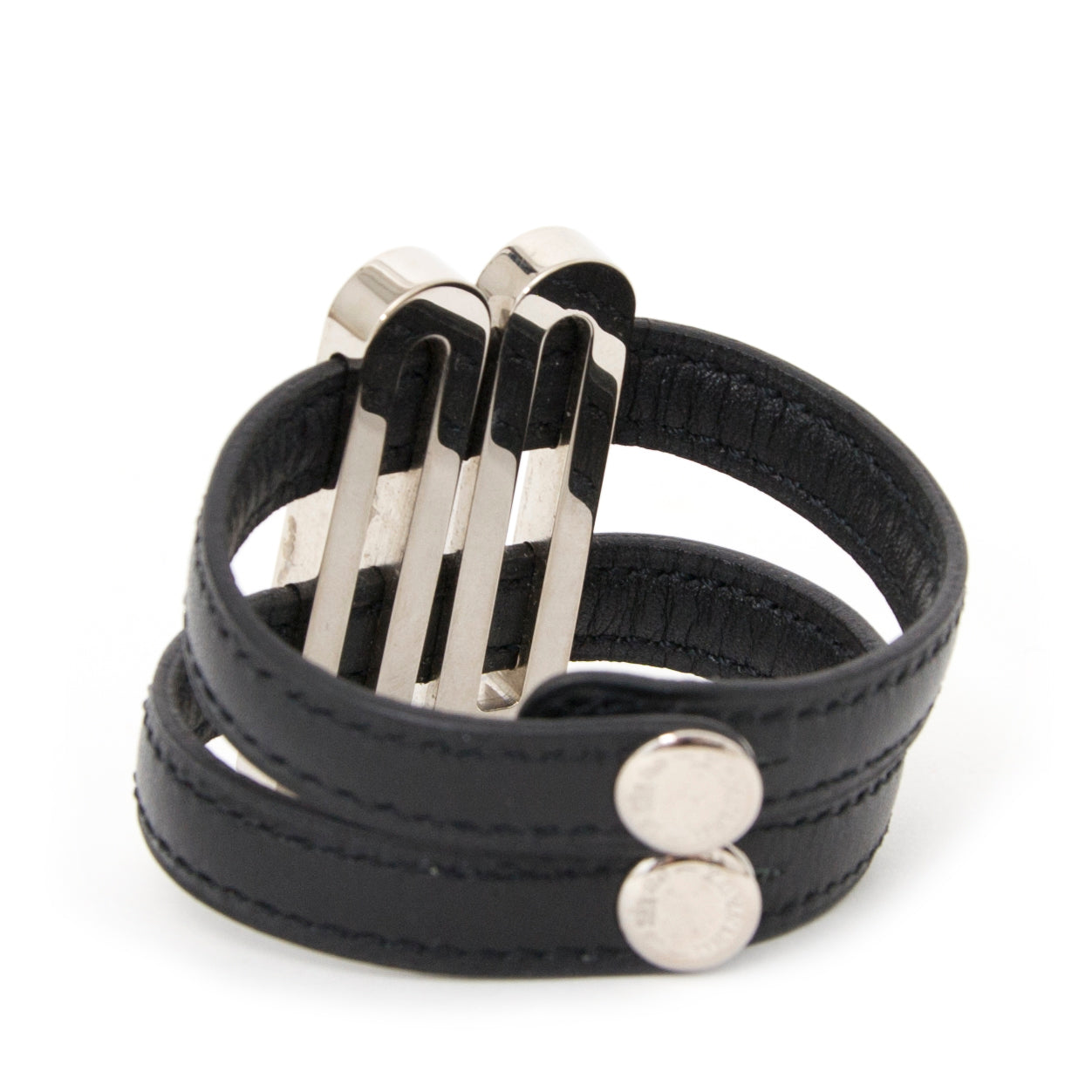Authentieke Delvaux armband voor de juiste prijs bij LabelLOV vintage webshop. Veilig online winkelen. Luxe, vintage, mode. Antwerpen, België.