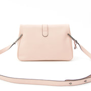Delvaux Givry Polo Nude Bag Seconde main Delvaux Givry Polo Nude Bag. Labellov provides a platform to buy and sell preloved secondhand luxury designer goods. Koop en verkoop deisgner fashion en items online.