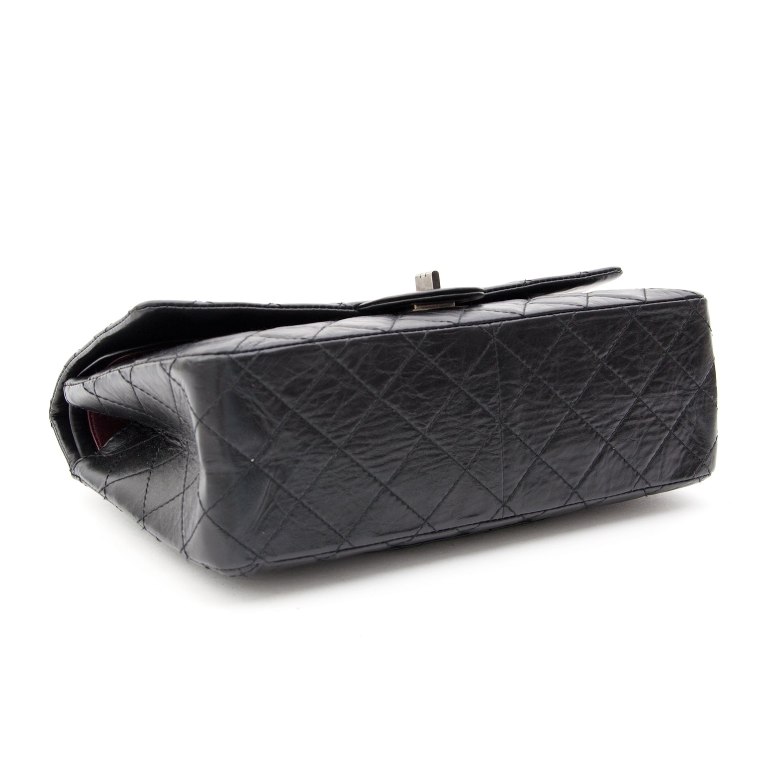 Chanel black 2.55 Reissue - 226 kopen en verkopen van authentieke tweedehands luxe tassen.