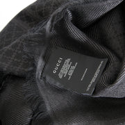 Gucci Black Scarf With Fur Trim. Labellov provides a platform to buy and sell preloved secondhand luxury designer goods. Labellov biedt een platform voor het kopen en verkopen van authentieke tweedehands luxe tassen.