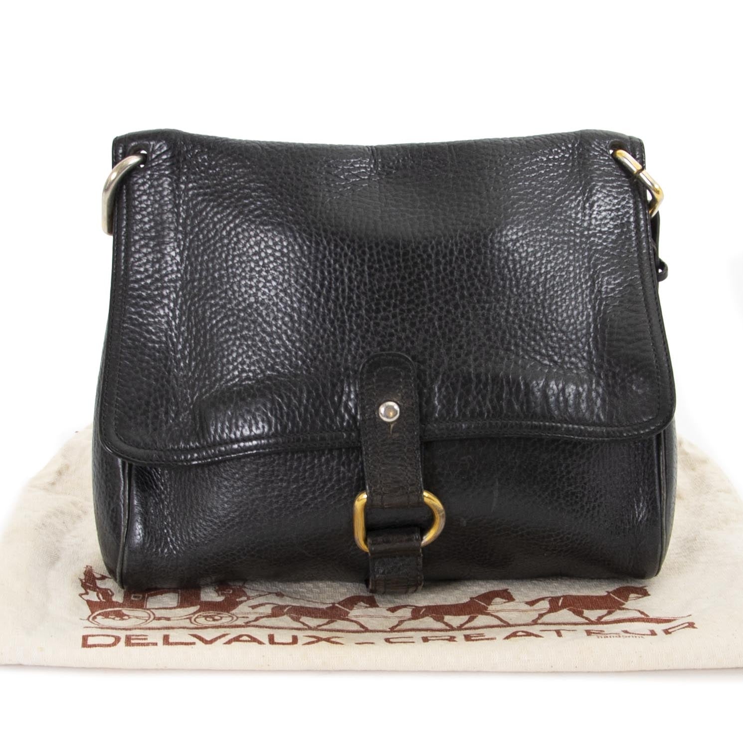 Delvaux zwarte leder fichu schouder tas nu te koop bij labellov vintage mode webshop belgië