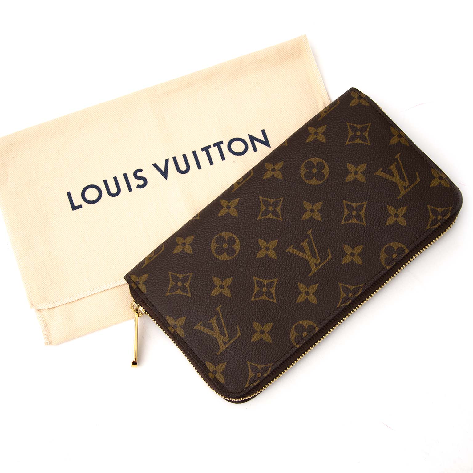 Buy your authentic Louis Vuitton Zippy Organizer for the best price