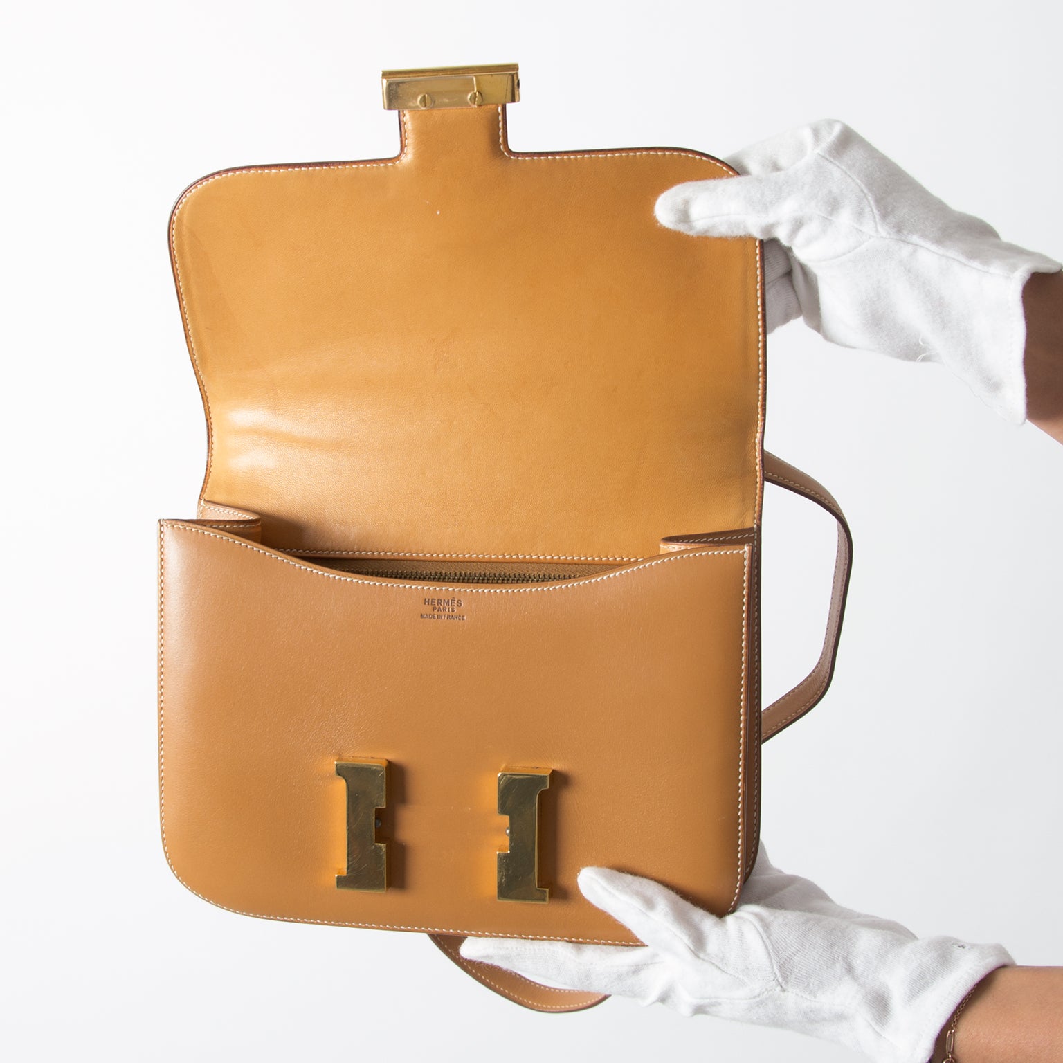 authentic gold Constance Hermes secondhand good condition online Labellov tweedehands goede staat