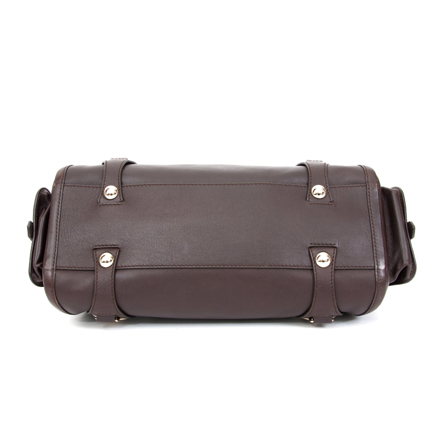Preowned Céline Oxblood Cilinder Bag. Buy authentic secondhand Céline bags at the right price at LabelLOV vintage webshop.