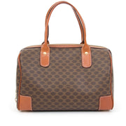 Céline Brown Monogram Canvas Handbag Safe and secure online shopping. Koop authentieke tweedehands Céline tassen met juiste prijs