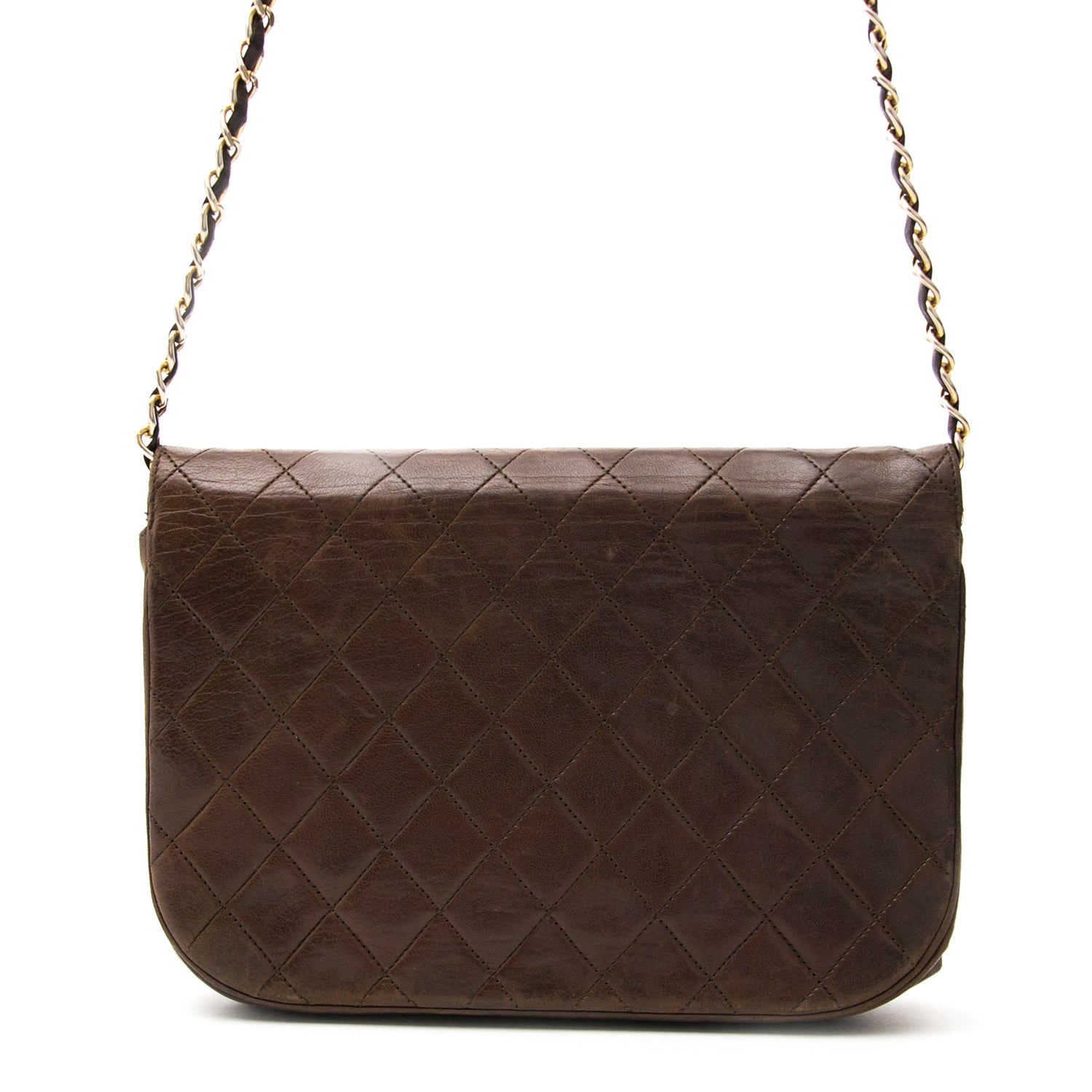 Vintage Chanel flap bag for the best price at Labellov webshop. Safe and secure online shopping with 100% authenticity. Vintage Chanel brun sac à bandoulière pour le meilleur prix.
