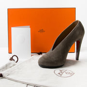 Hermès Grey Suede Booties tweedehands authentiek veilig online shoppen winkelen webshop Antwerpen België LabelLOV mode stijl luxe luxemerken schoenen botjes enkelbotjes designer ontwerper