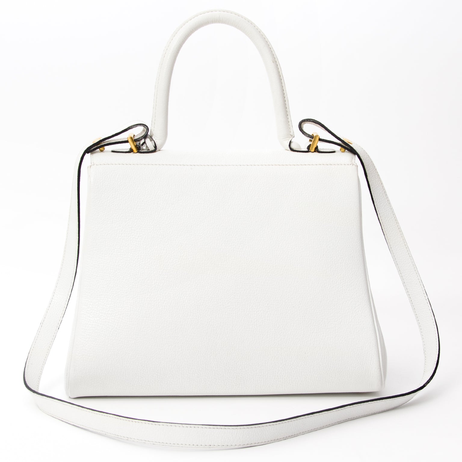Delvaux White Brillant, Koop Delvaux luxe tassen op Labellov, een online platform voor tweedehands luxe tassen met de juiste prijs.