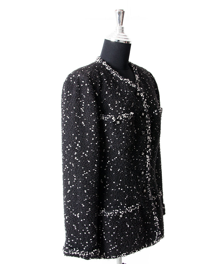 Chanel Black Dotted Tweed Jacket secondhand authentic safe online shopping webshop LabelLOV Antwerp Belgium fashion style high end labels brands luxury designer