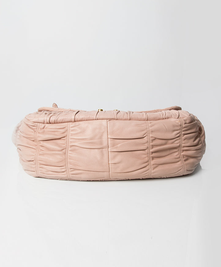 Authentic secondhand Prada Dressy Gauffre blush pink leather shoulder bag cross body detachable strap right price safe secure online shopping labellov vintage webshop designer luxury brands fashion Antwerp Belgium shopping