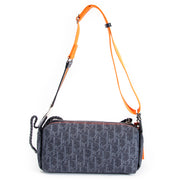 koop online aan de beste prijs Christian Dior Monogram Shoulder Bag