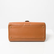 Delvaux Cognac Brillant MM Bag. Buy authentic designer vintage Delvaux bags. LabelLOV webshop safe and secure online shopping