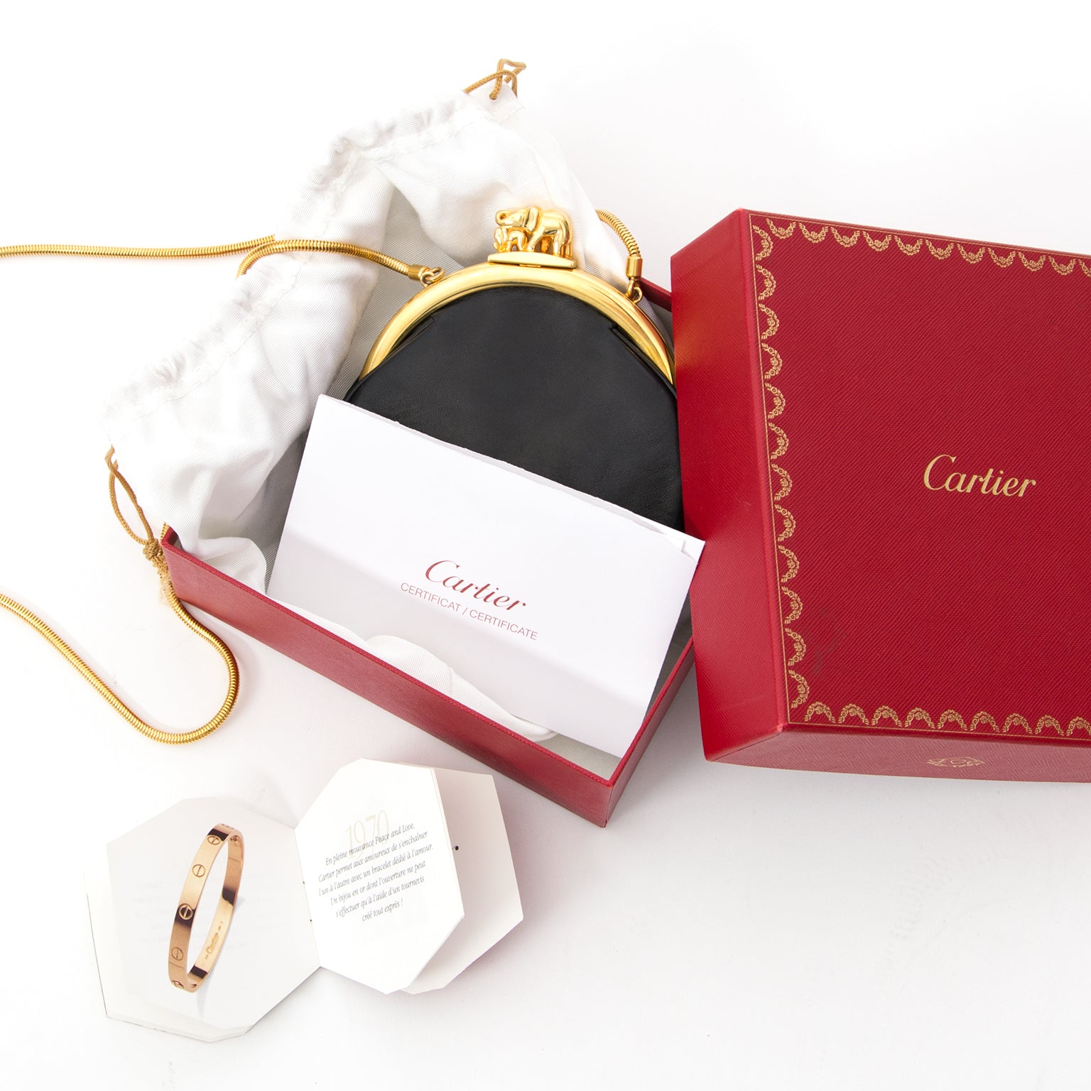 Limited Edition Collection Privée Cartier Cartier 'Sac Panthère' Clasp Clutch Gold Elephant. Buy authentic secondhand designer bags at the right price at LabelLOV vintage webshop. Safe and secure online shopping. Koop authentieke tweedehands tassen met ju
