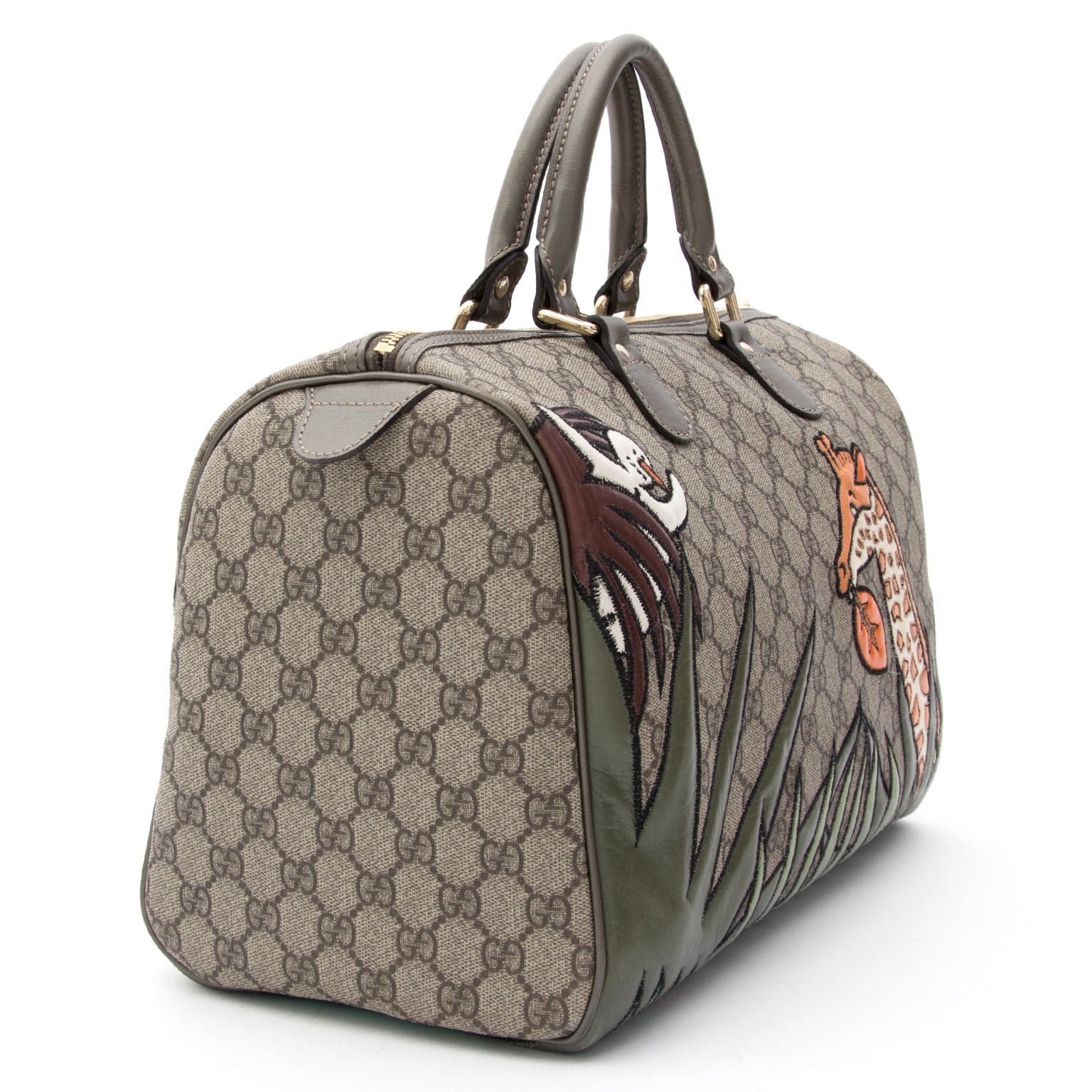 Vintage Gucci Unicef Snowman In Africa Medium Joy Boston Bag. Koop veilig online tweedehands luxe merk handtassen aan de beste prijs webshop LabelLov Belgë, Antwerpen. acheter safe et secure seconde main sac a main