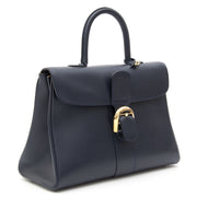 Authentic Delvaux Brillant Mustang Midnight Blue Handbag. Buy authentic secondhand Delvaux at the right price at LabelLOV vintage webshop. Safe and secure online shopping. Koop authentieke tweedehandsmerken tegen de juiste prijs op Labelcrush.com.