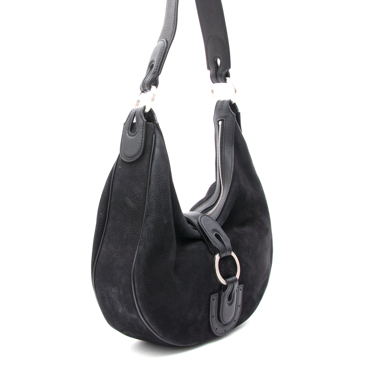 Delvaux Camille PM Hobo Shoulder Black Nubuck Bag Labellov provides a platform to buy and sell preloved secondhand luxury designer goods. Koop en verkoop deisgner fashion en items online.