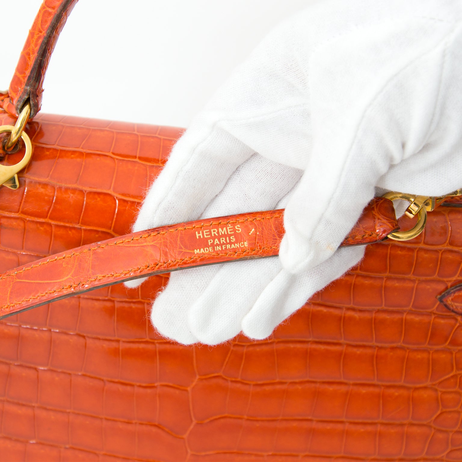 Preowned Hermès Kelly 29 Rouge Agathe Crocodile Porosus GHW With Strap