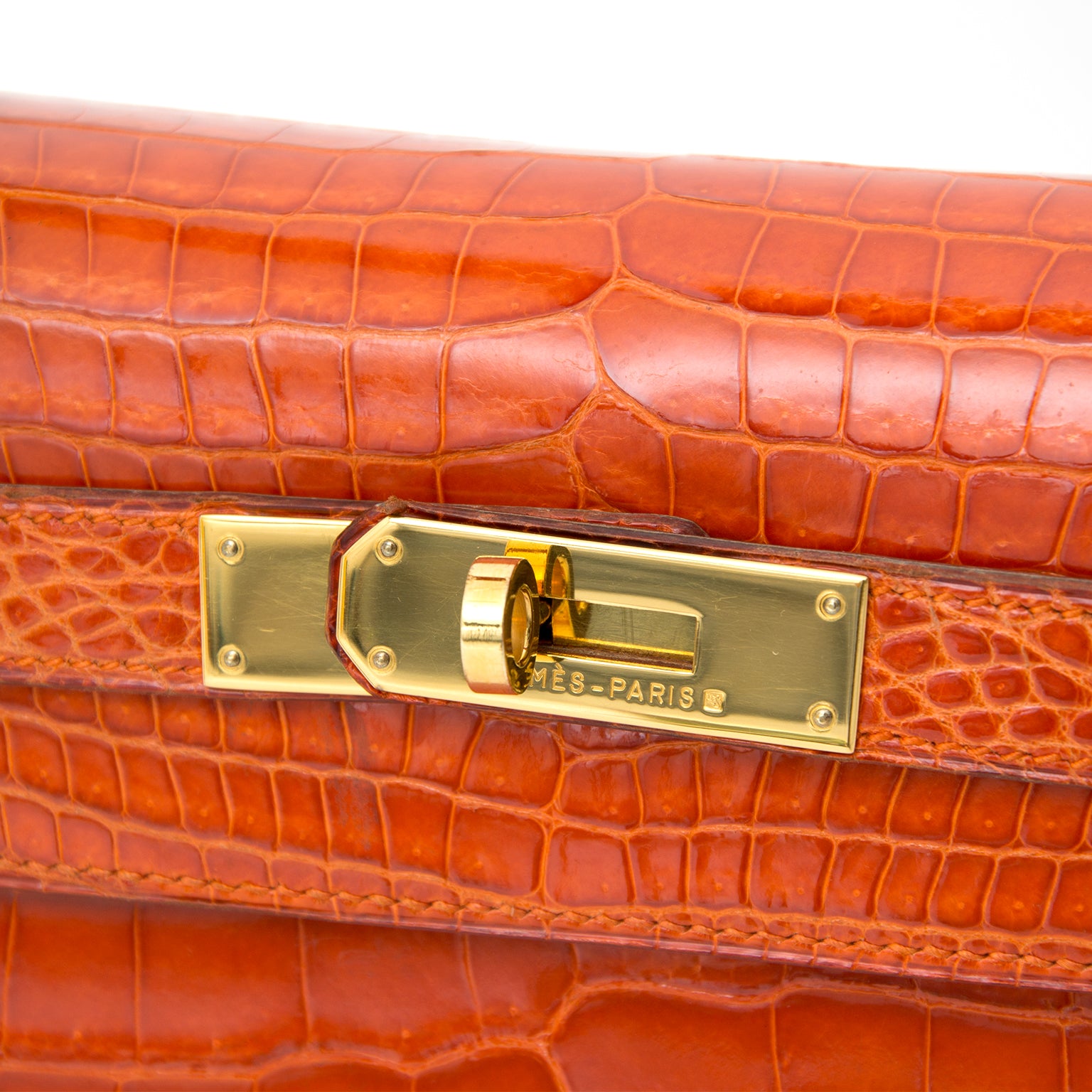 Preowned Hermès Kelly 29 Rouge Agathe Crocodile Porosus GHW With Strap