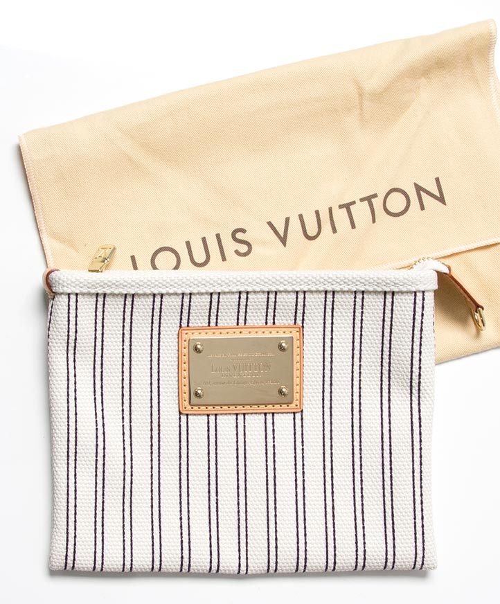 acheter en ligne pour le meilleur prix seconde main Louis Vuitton pochette