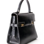 Delvaux Buy authentic secondhand Delvaux at the right price at LabelLOV vintage webshop. Safe and secure online shopping. Koop authentieke tweedehandsmerken tegen de juiste prijs op LabelLOV