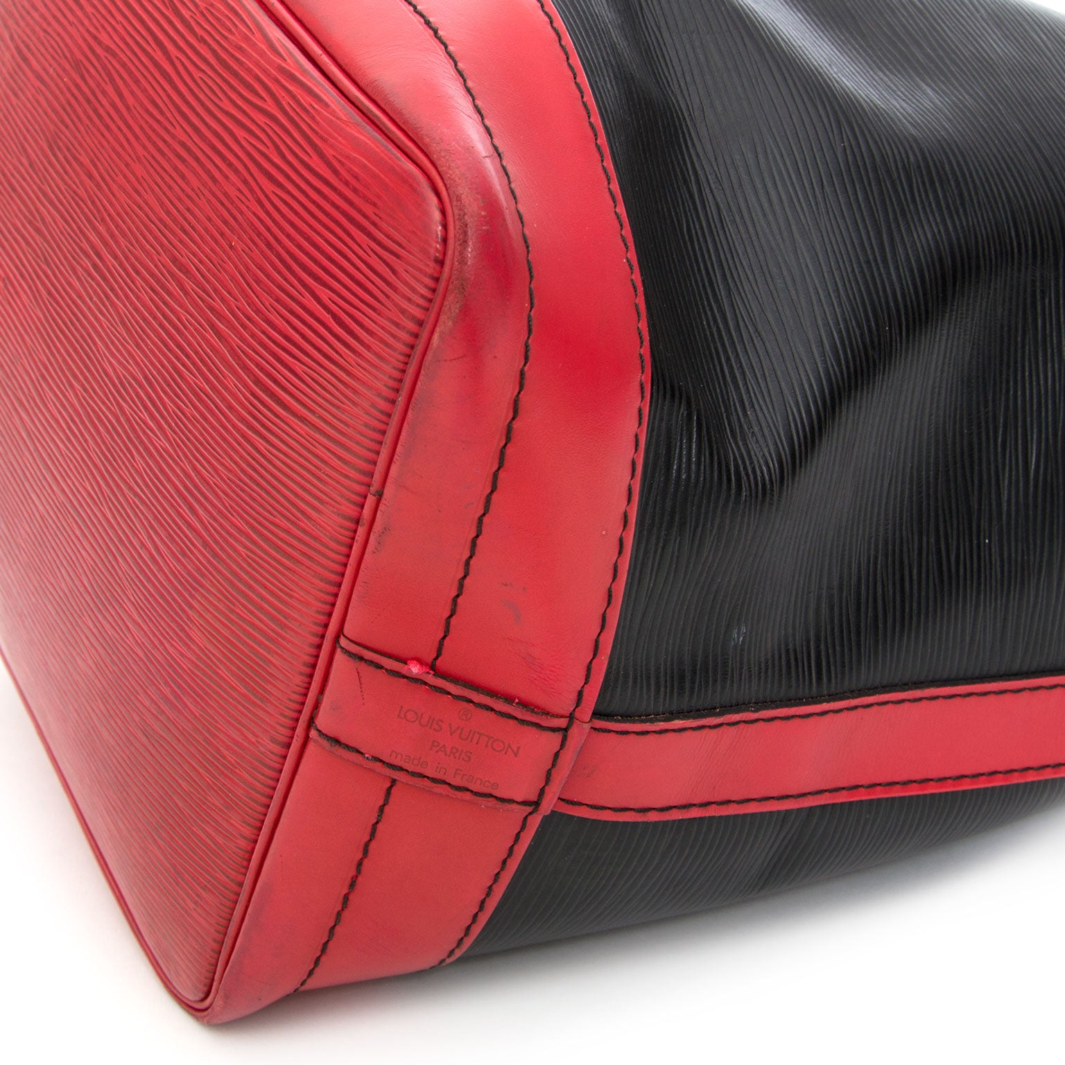 acheter en ligne seconde main sac a main Louis vuitton bicolor noe like new