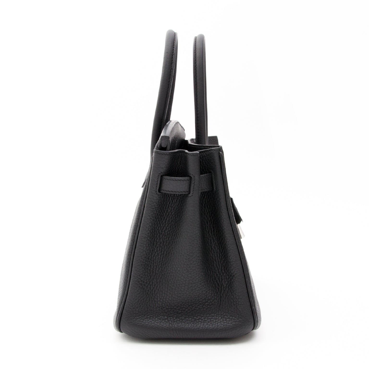 Brand New BRAND NEW Hermès Birkin 30 Black Togo PHW. Buy authentic secondhand Hermès bags at the right price at LabelLOV vintage webshop. Safe and secure online shopping. Koop authentieke tweedehands Hermès tassen aan de juiste prijs bij LabelLOV webshop.