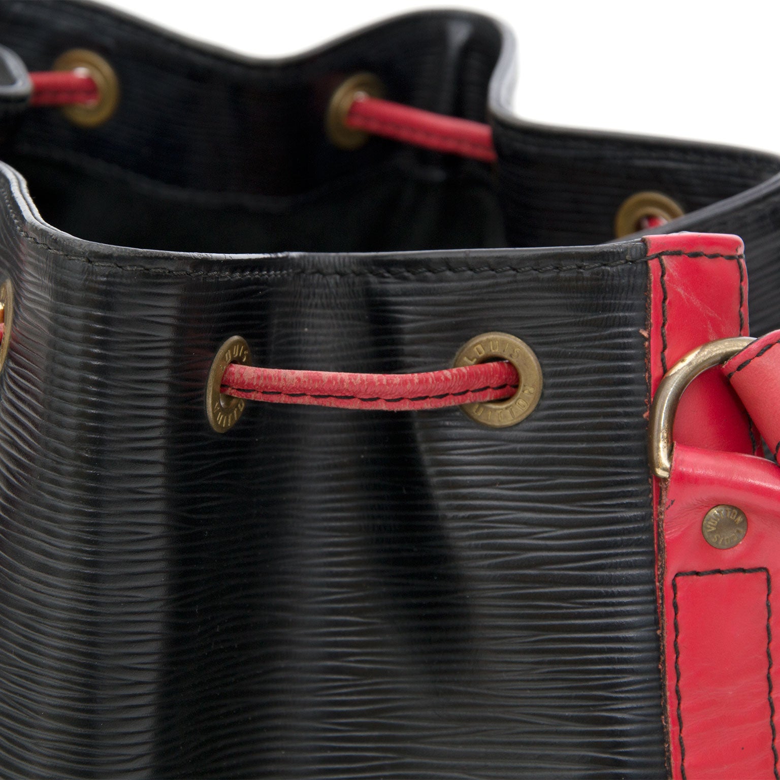 Louis vuitton bicolor noe best price secondhand luxury bucket bag
