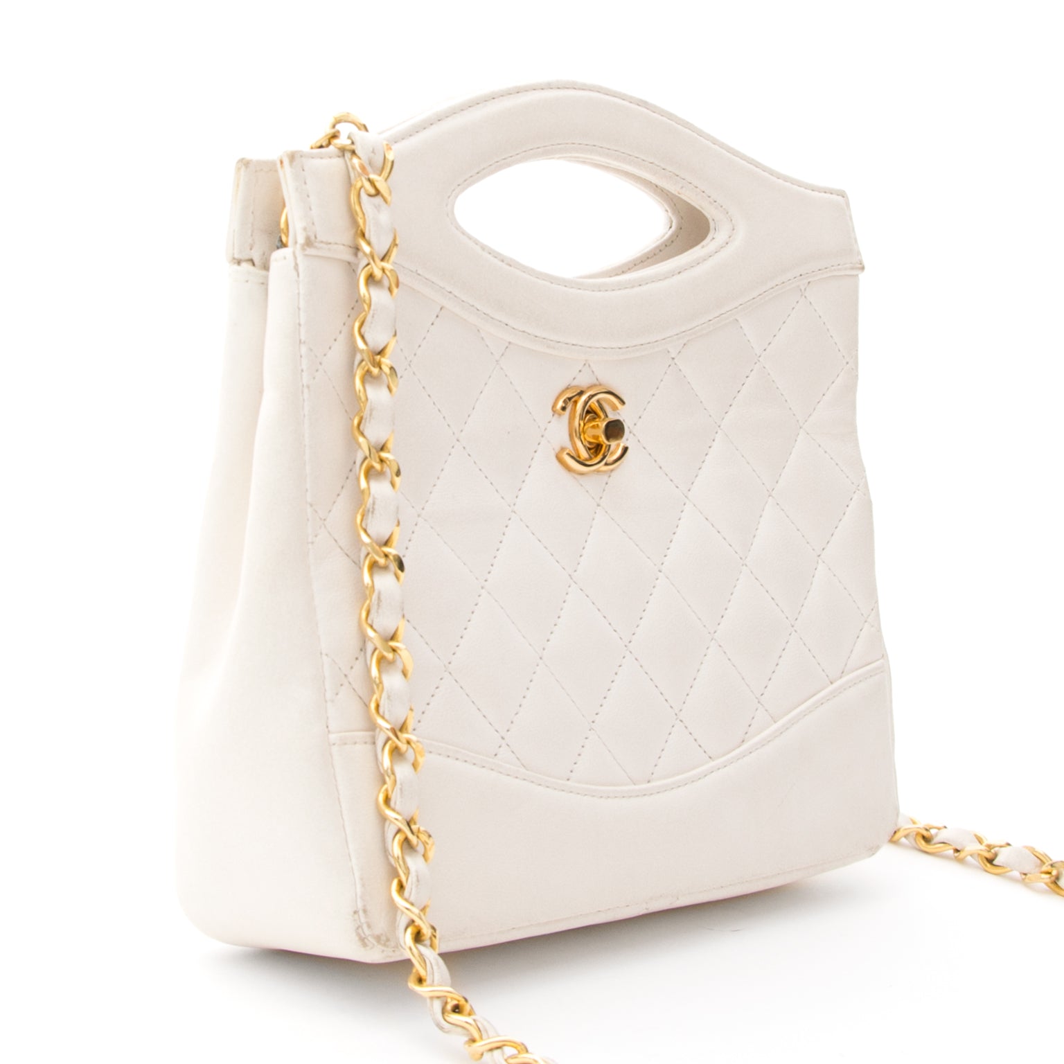 Chanel Cream Lambskin Crossbody Clutch buy safe online at european luxury webshop Labellov international