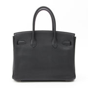 Superbe brand new Hermès Birkin bag, 30 cm in black Togo leather. Has Paladium hardware throughout. SIt was recently bought at the Hermès store and comes in its original box with dustbag, rain jacket, clochet cadenas keyholder and padlock and receipt of p