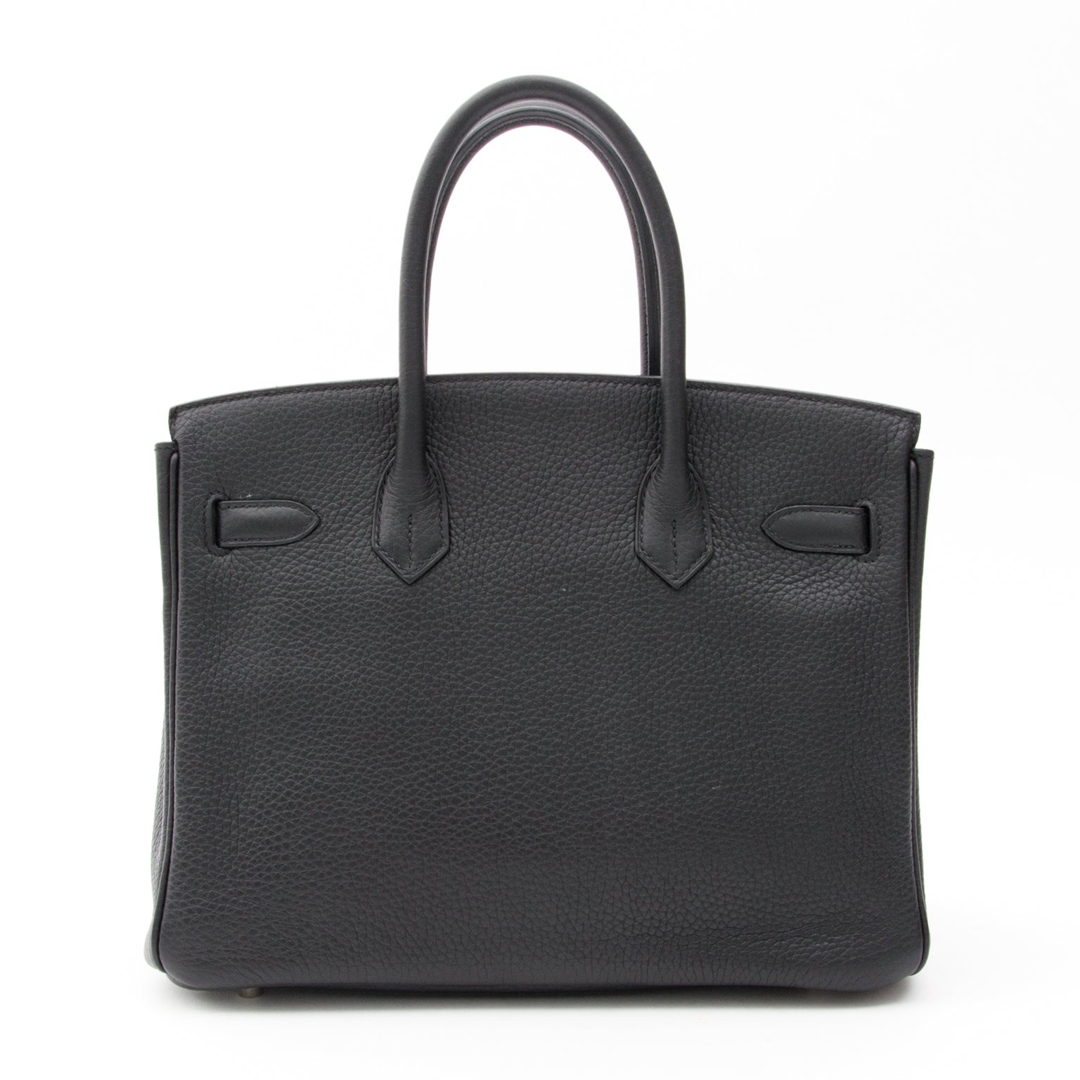 Superbe brand new Hermès Birkin bag, 30 cm in black Togo leather. Has Paladium hardware throughout. SIt was recently bought at the Hermès store and comes in its original box with dustbag, rain jacket, clochet cadenas keyholder and padlock and receipt of p