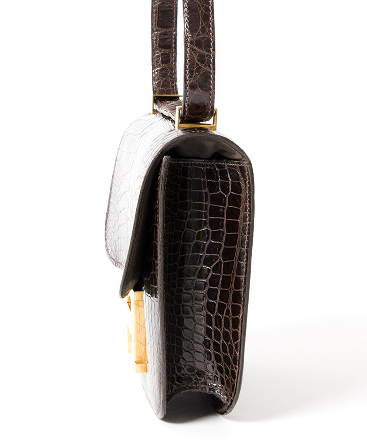 buy safe online secondhand designer vintage hermes constance croco marron pour le meilleur prix