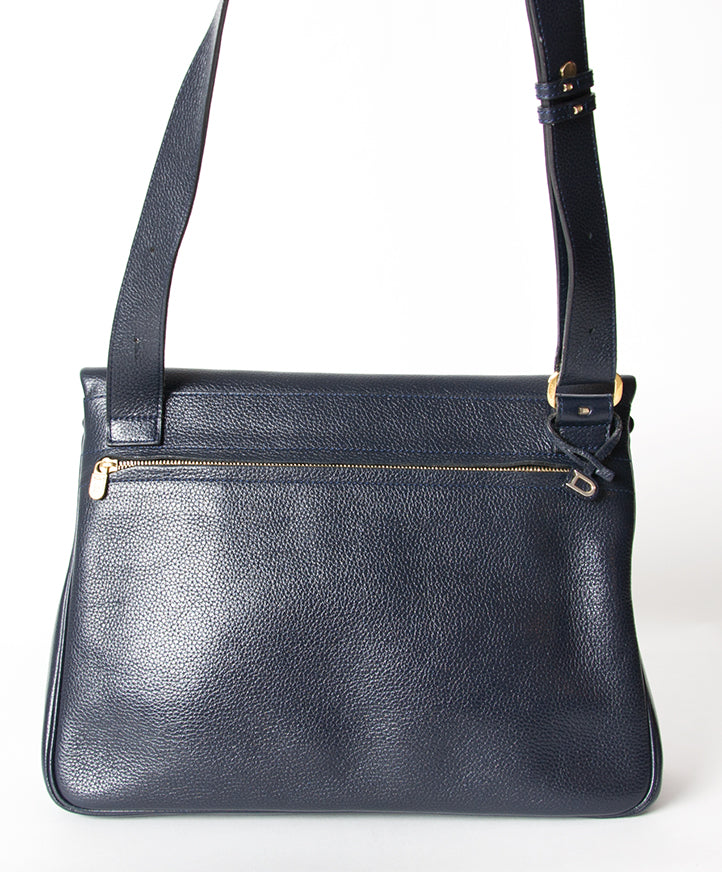Delvaux vintage handbag Buy authentic secondhand Delvaux Brillant at the right price at LabelLOV vintage webshop. Safe and secure online shopping. Koop authentieke tweedehandsmerken tegen de juiste prijs op LabelLOV