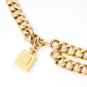Chanel Gold Parfum Chain Belt. Labellov offers a wide selection of new and preloved luxury handbag. Visit the platform for a safe and secure shopping experience, Labellov biedt een ruime selectie aan tweedehands Chanel Belt