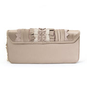 Chanel Silk Ruffle Clutch. Shop authentic second hand vintage designer fashion, bags and accessories by top luxury brands safely online. Labellov is een tweedehands webshop uit Antwerpen, België. Seconde main et occasion vintage boutique.