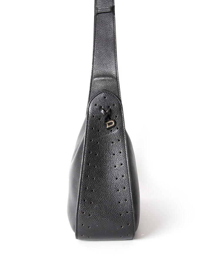 Delvaux vintage handbag Buy authentic secondhand Delvaux Brillant at the right price at LabelLOV vintage webshop. Safe and secure online shopping. Koop authentieke tweedehandsmerken tegen de juiste prijs op LabelLOV