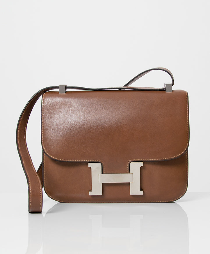 Authentic secondhand Hermès brown Constance shoulder bag PHW right price safe secure labellov online vintage webshop designer luxury brands Antwerp shopping Belgium