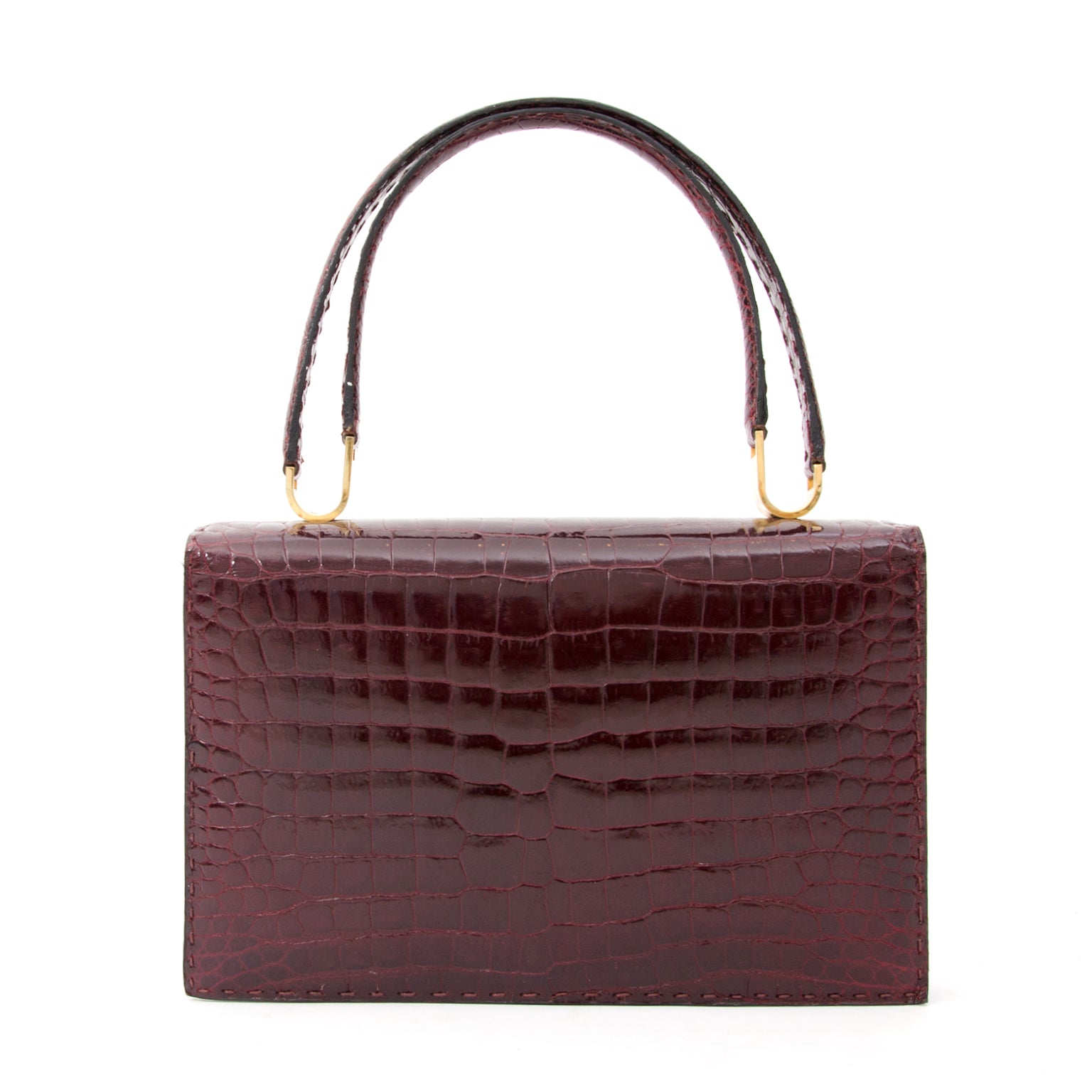 Delvaux Burgundy Croco Shoulder Bag Voor meer vintage tweedehands en nieuwe luxe tassen, bezoek Labellov. De online platform biedt een wijde selectie aan authentieke designer merken met de juiste prijs.