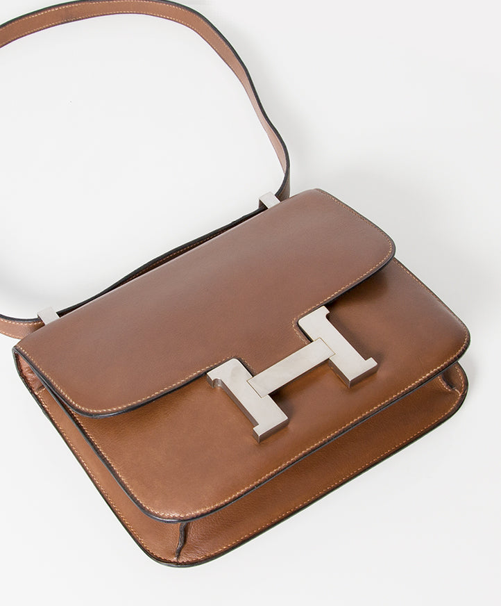 Buy authentic secondhand designer vintage Hermès Constance bags at the right price safe secure online shopping LabelLOV webshop Antwerp luxury brands Belgium