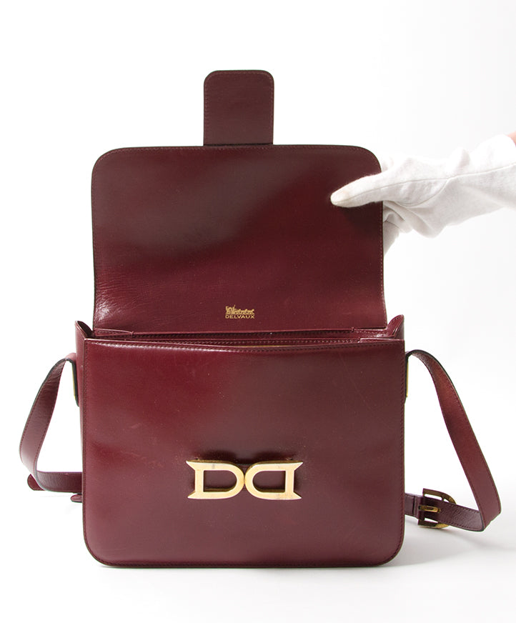 Delvaux Burgundy Shoulder Bag authentic secondhand bags safe online shopping webshop Belgium Antwerp LabelLOV fashion style bags high end labels luxury brands