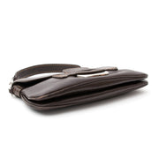 Tod's Brown Shoulder Bag, For more vintage preloved or new luxury handbags, visit Labellov. The online platform offers a wide selection of designer brands for the right price.