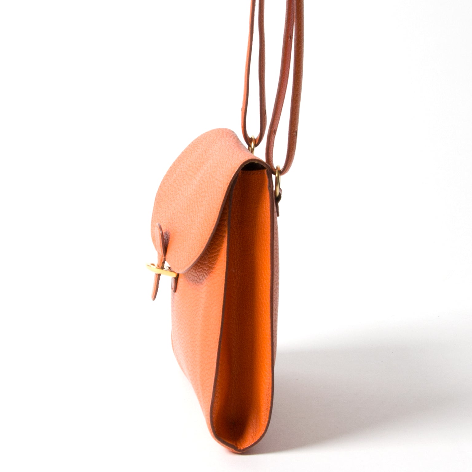 koop veilig online tweedehands designer vintage Delvaux oranje schouder tas 100% echt aan de beste prijs