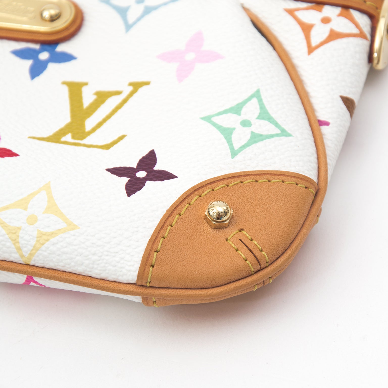 Louis Vuitton Pochette Milla MM Multicolor M60096 Safe and secure online shopping. Koop authentieke tweedehandsmerken tegen de juiste prijs op LabelLOV handbag Buy authentic secondhand