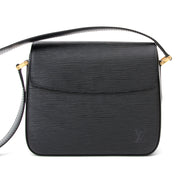 Louis Vuitton Zwarte Leren Epi Shoudertas, Voor designer merken zoals Louis Vuitton, Hermes, Chanel, Delvaux en anderen bezoek de online platform Labellov. De website biedt een veilige en betrouwbare platform voor het kopen en verkopen van nieuwe en tweed