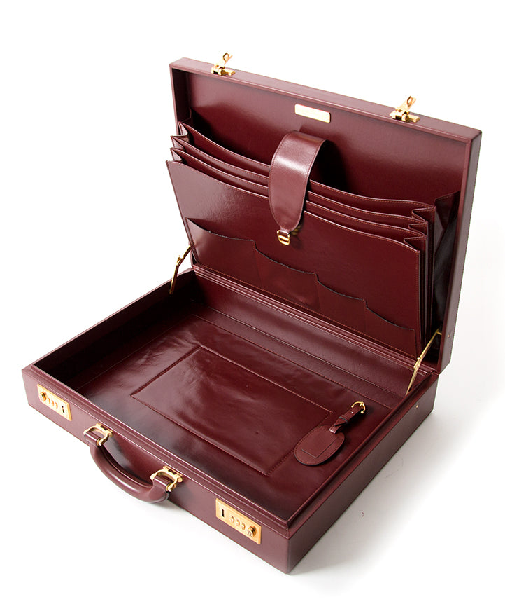 Cartier Vintage Burgundy Briefcase tweedehands authentiek veilig online shoppen winkelen mode stijl LabelLOV Antwerpen België designer ontwerper luxe luxemerken