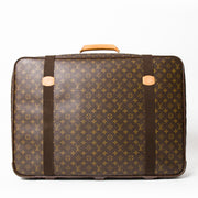 Occason Louis Vuitton luggage satellite webshop labellov.com, Antwerpen, België