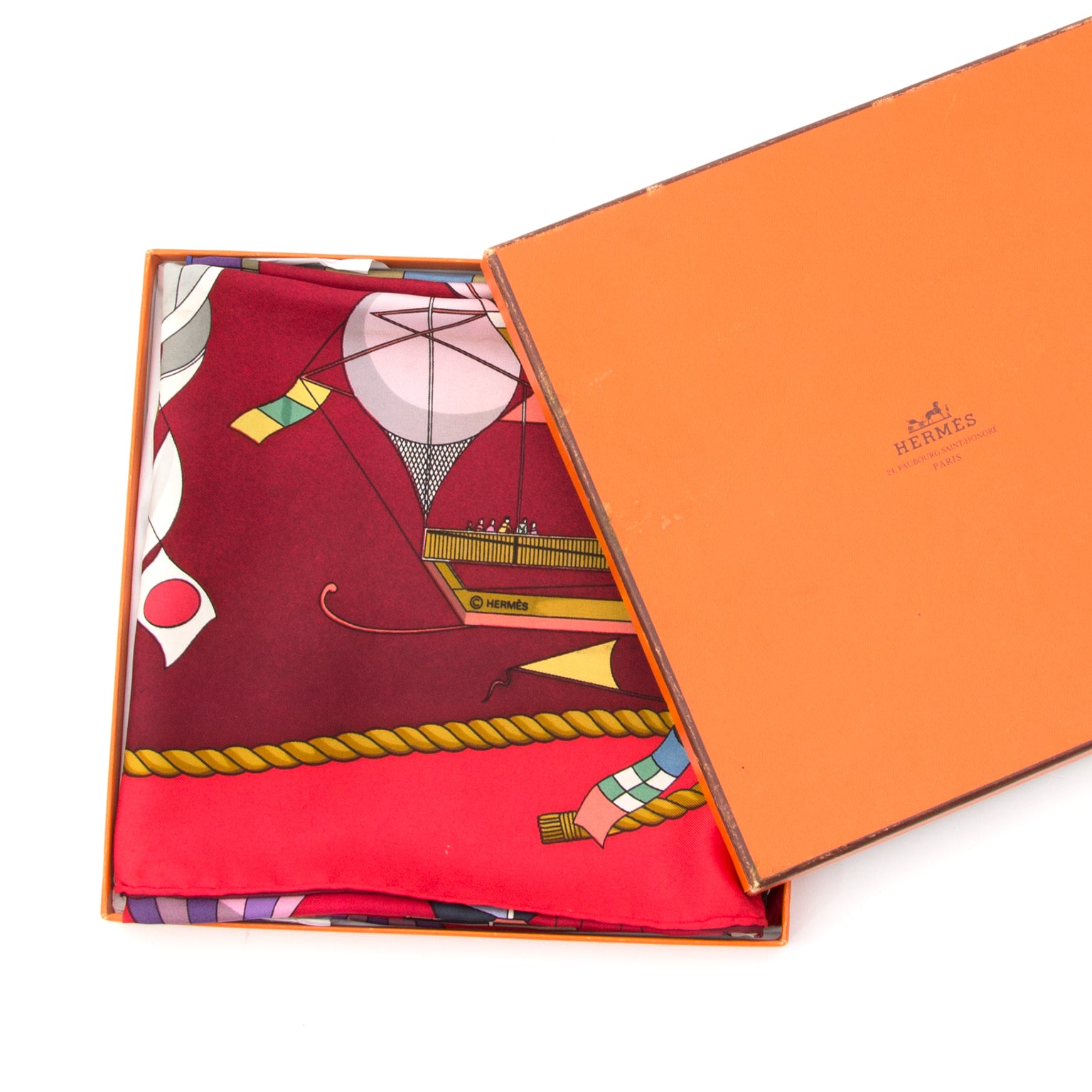 Hermès Carré Scarf Les Folies Du Ciel Red veilig online shoppen luxe tweedehands
