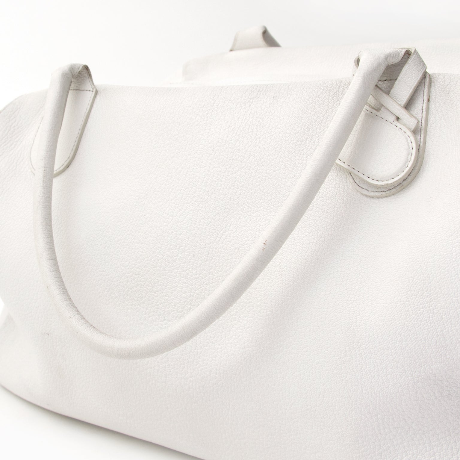 koop veilig online tweedehands acheter en linge pour le meilleur prix sac a main Delvaux White Dolce Vita Weekender Anvers