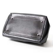 Prada Doctors Bag Black Shop authentic second hand vintage designer fashion, bags, accessories by top luxury brands. Buy online or in the Labellov Boutique Antwerp, Belgium. Labellov is een tweedehands winkel in Antwerpen, België. Seconde main et occas