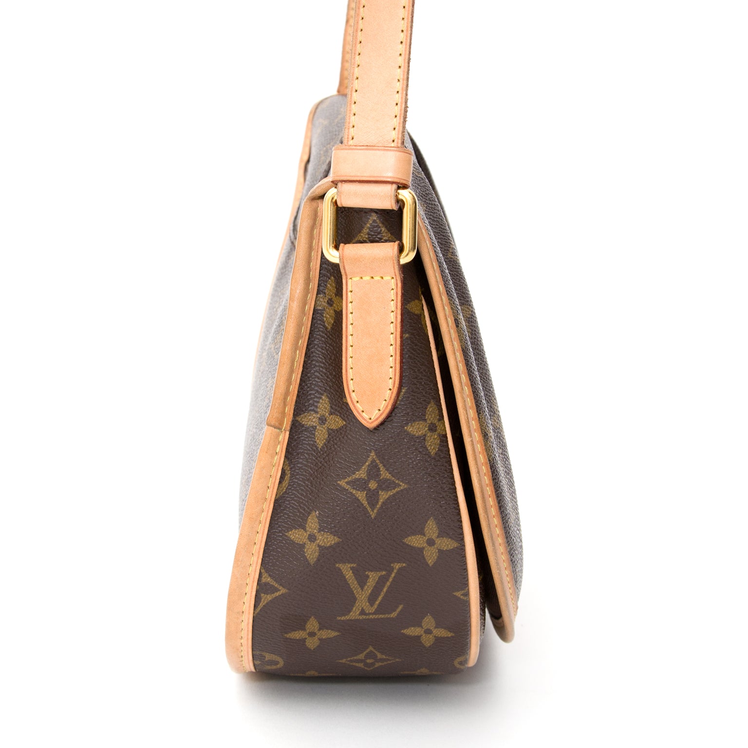 Vintage Louis Vuitton Monogram Menilmontant Bag PM. Buy authentic secondhand Louis Vuitton bags at the right price at LabelLOV vintage webshop.