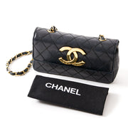 Chanel Vintage Small Quilted Black Flap Bag seconde main authentique shopping en ligne webshop en vogue mode style LabelLOV Anvers Belgique marques luxe designer